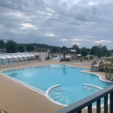 Mobil Premium Houlgate