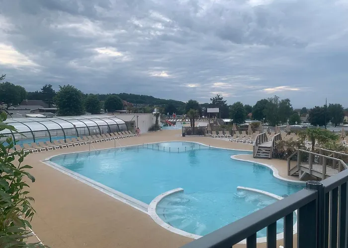 Mobil Premium Houlgate